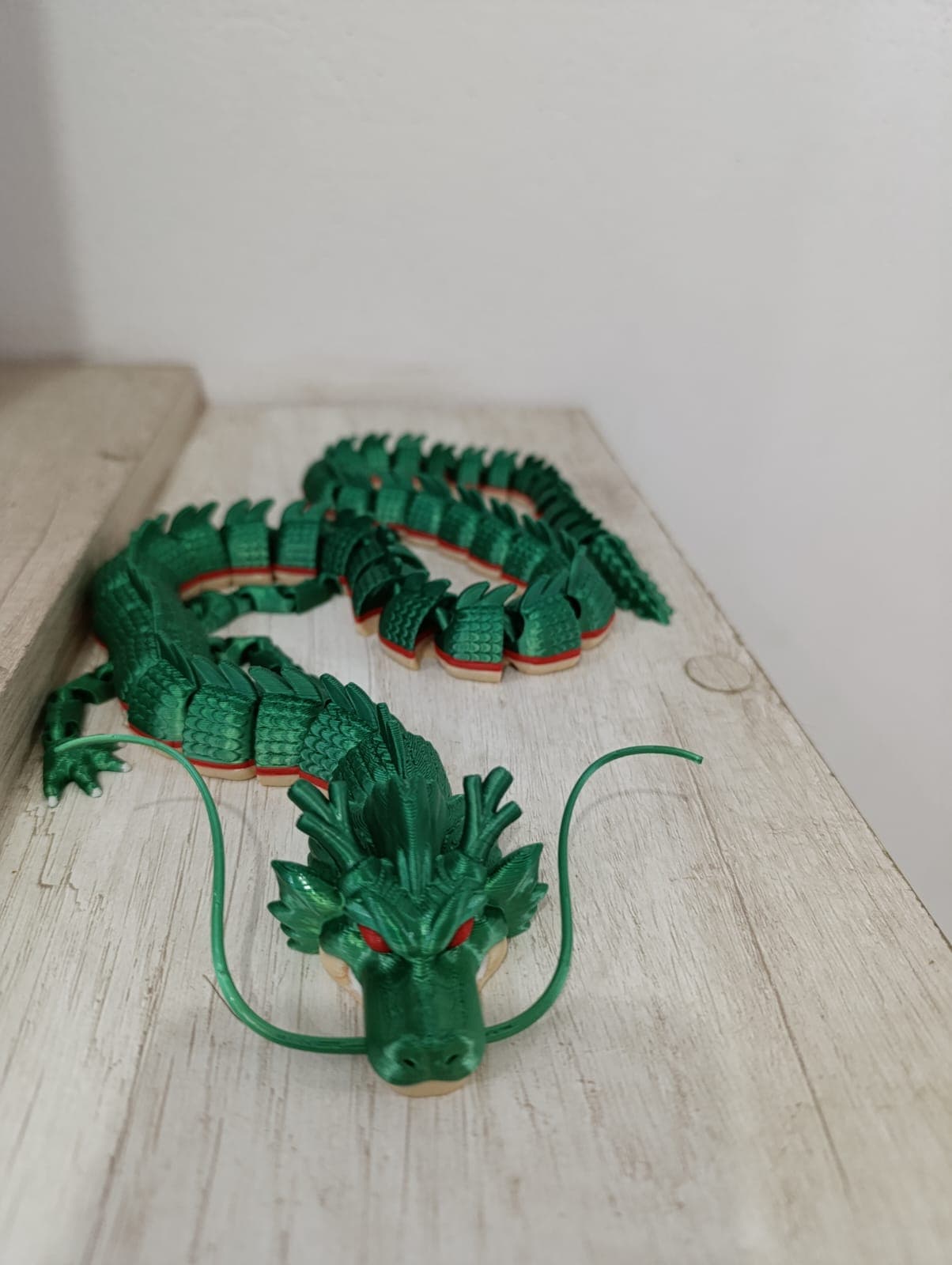 Detalle de Dragón Shenlong impreso en 3D