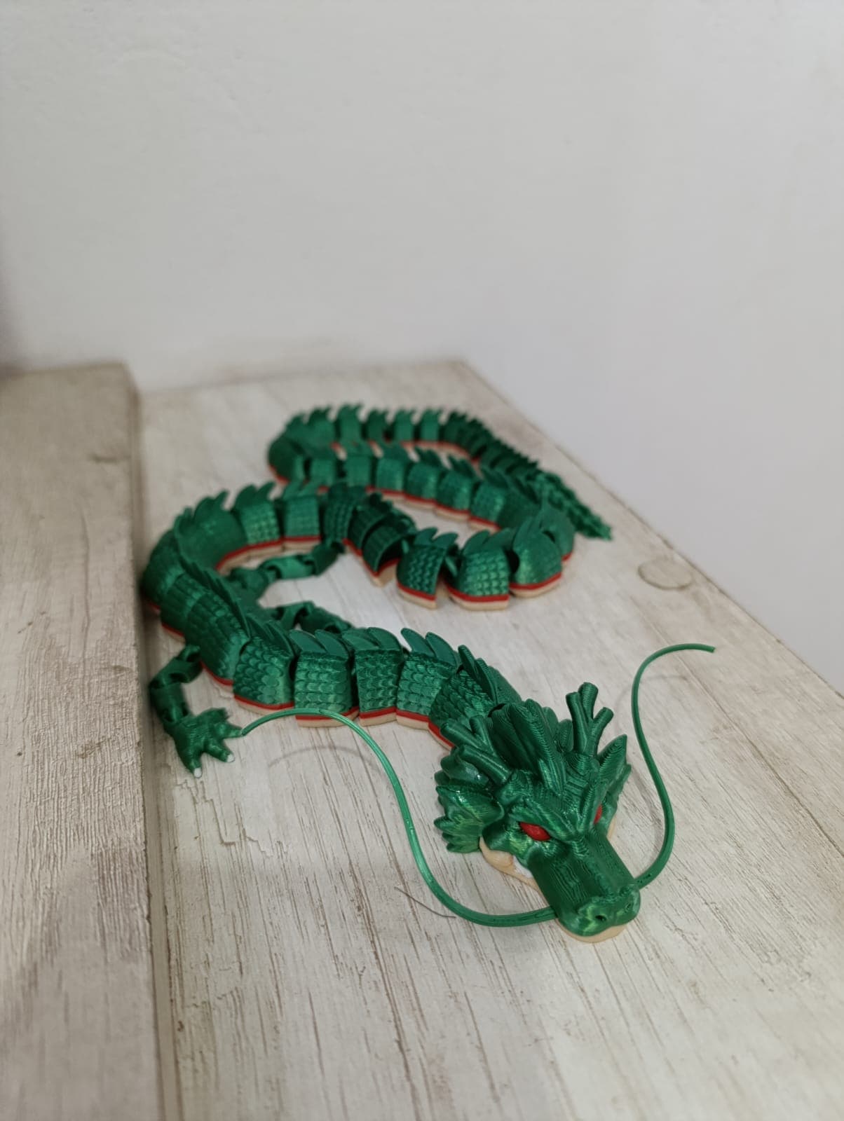 Detalle de Dragón Shenlong impreso en 3D